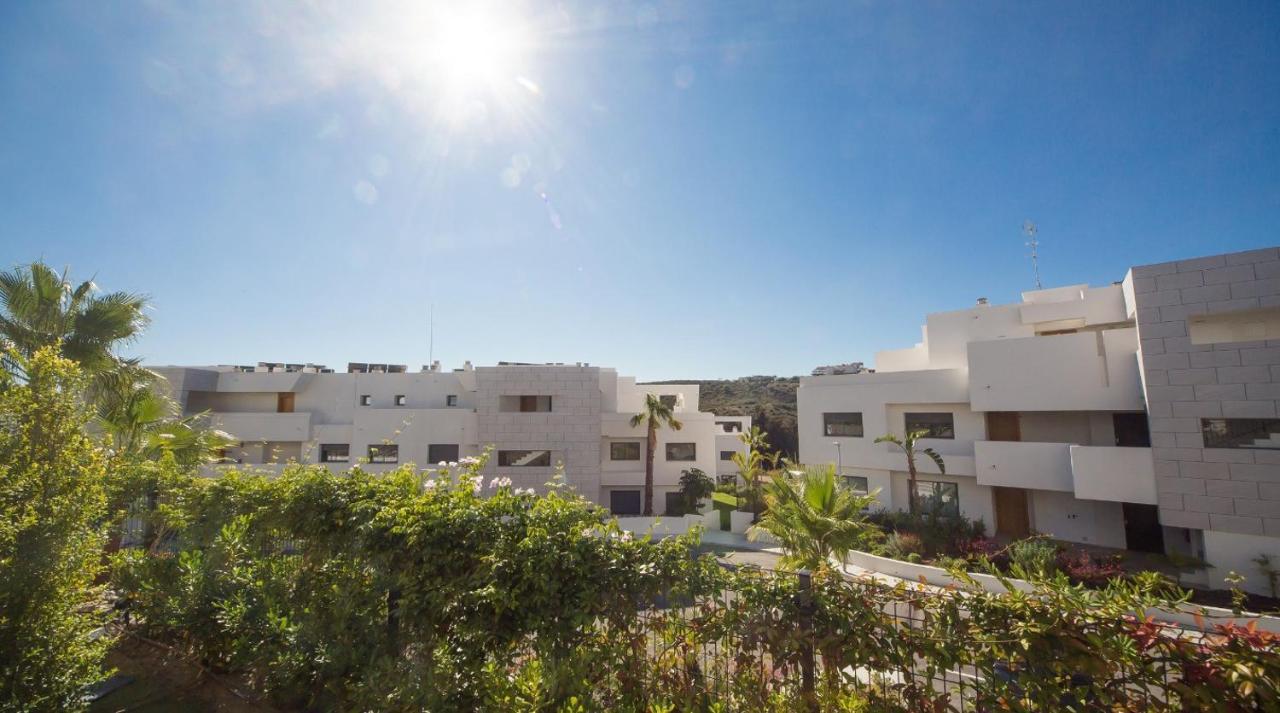 Cg7 Casares Green Exteriör bild